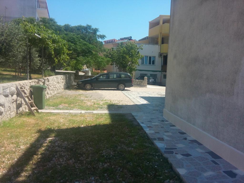 Apartments Erceg Omiš Exterior foto